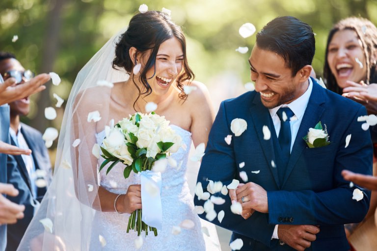 a complete guide to wedding decorations