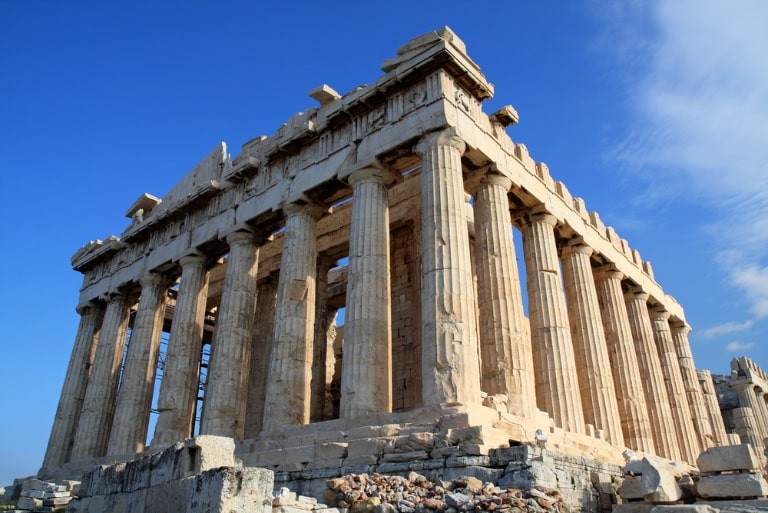 a guide to holidaying in greece for history lovers